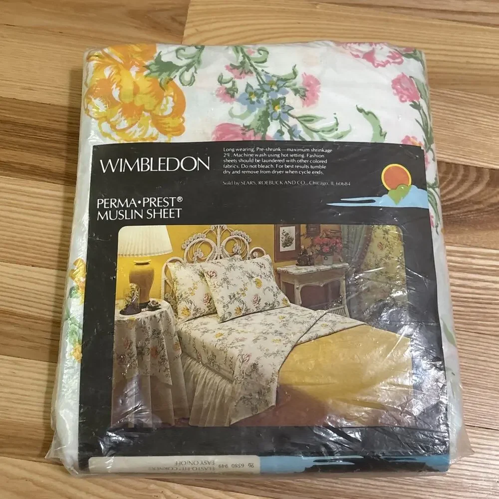 Vintage 70s Wimbledon Sears Vintage Twin Floral Fitted Sheet - New Old Stock NWT